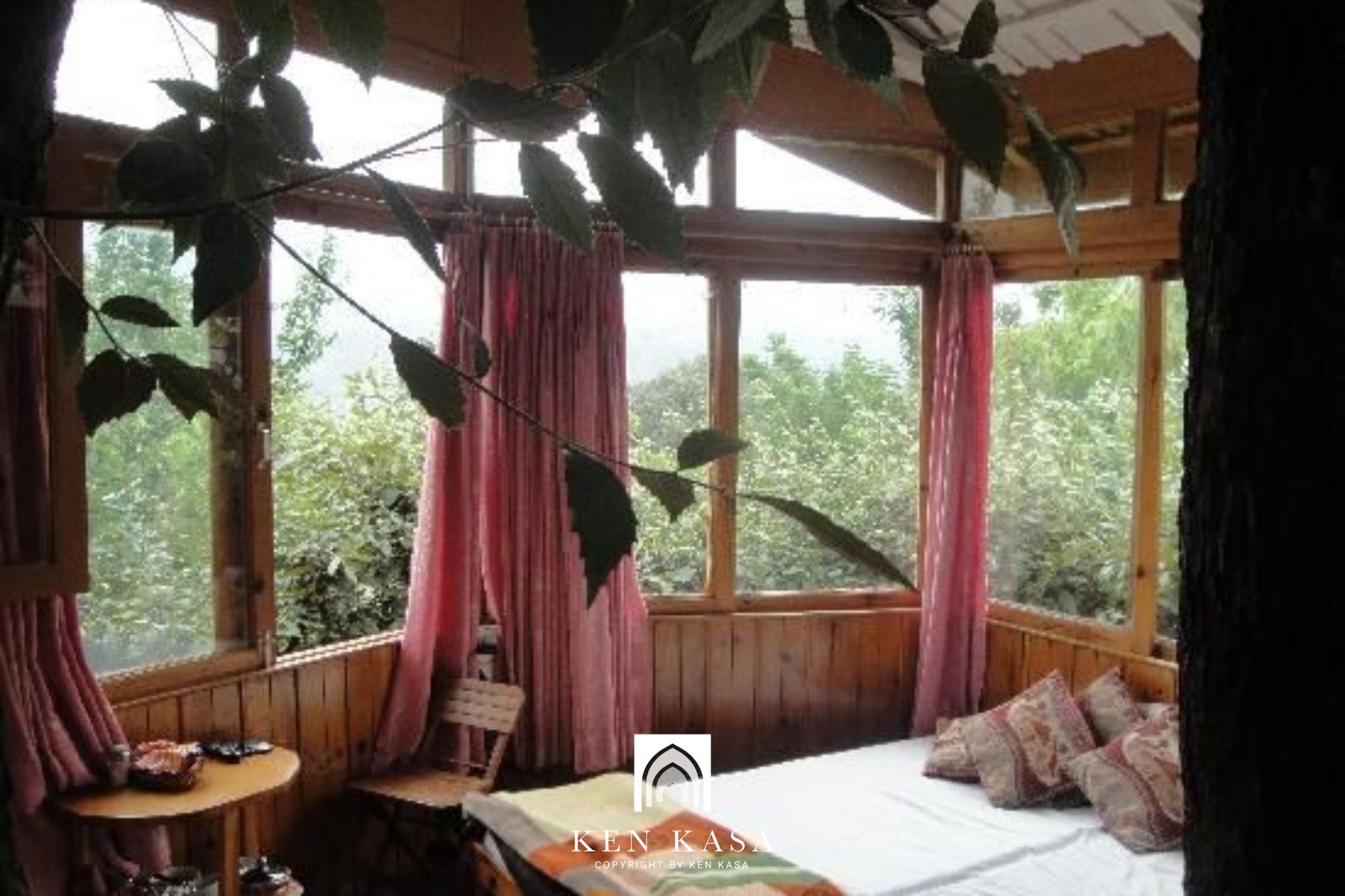 tận dụng cảnh quan để thiết kế phòng homestay giá rẻ